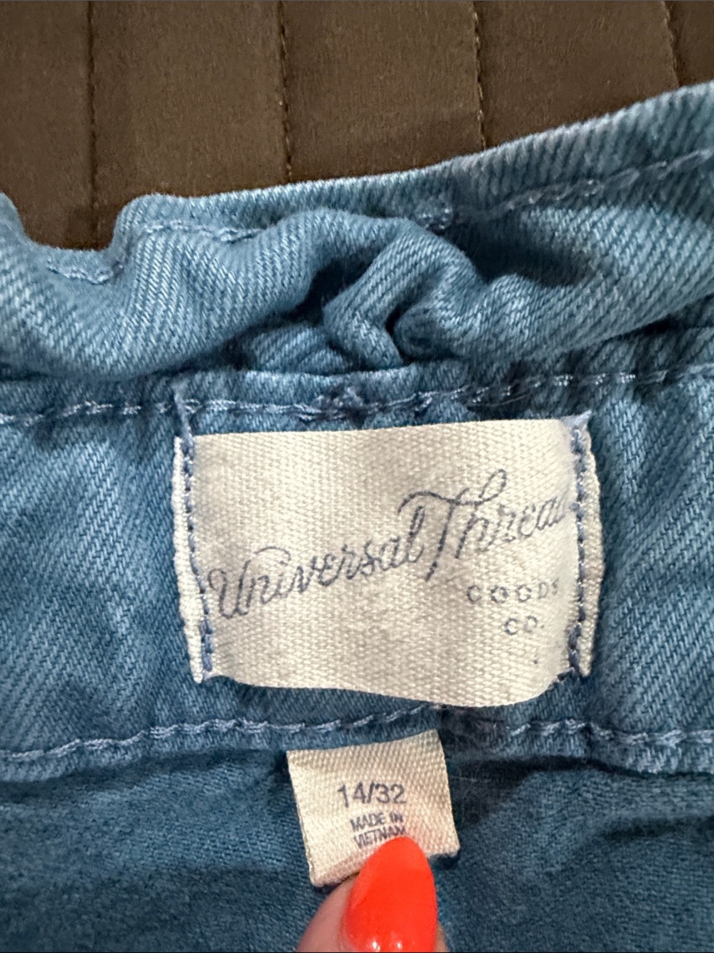 Universal Thread High-Waist Paperbag Denim Shorts in Light Blue - 14 - Picture 4 of 6